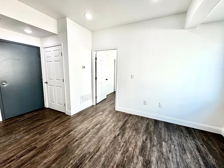 2255 N Broad St #3B-4C — Photo 8