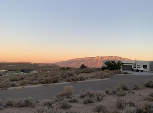 416 Ken Ct NE, Rio Rancho, NM 87124