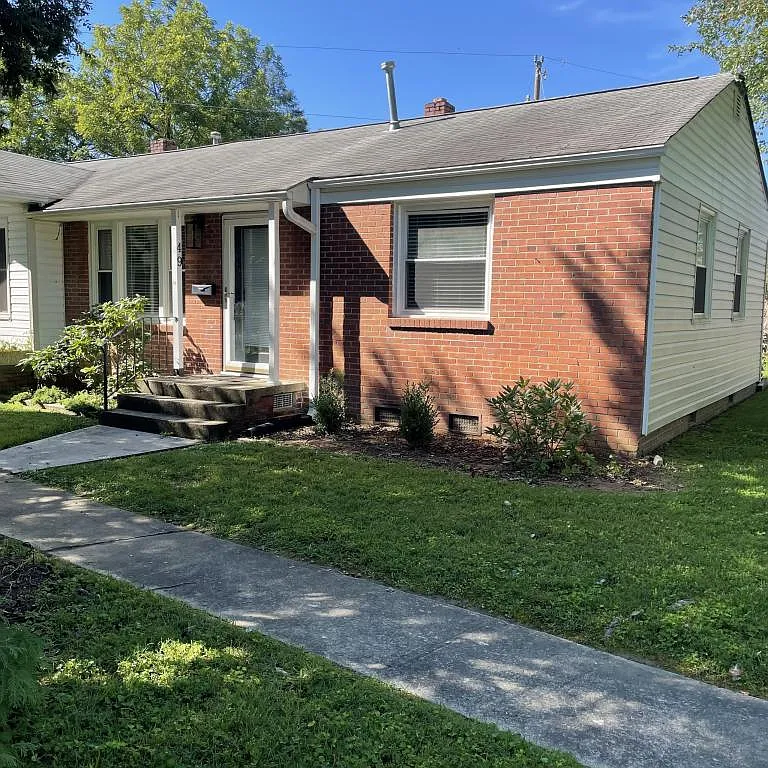 49 Trowbridge Ln — Photo 1