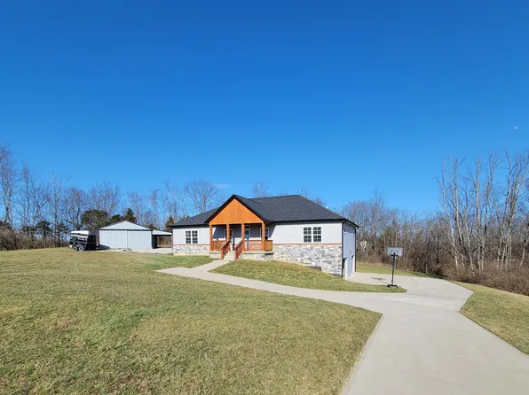 17 Teresa Dr, Cynthiana, KY 41031