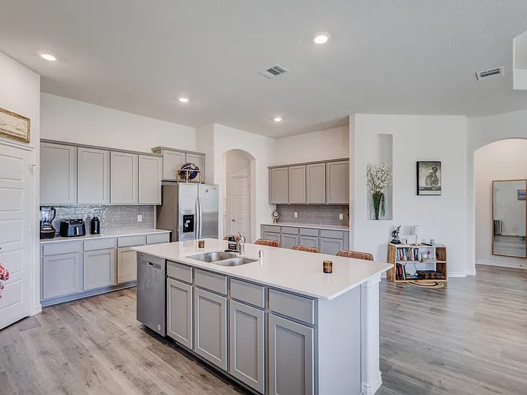 6993 Newby Ln — Photo 13