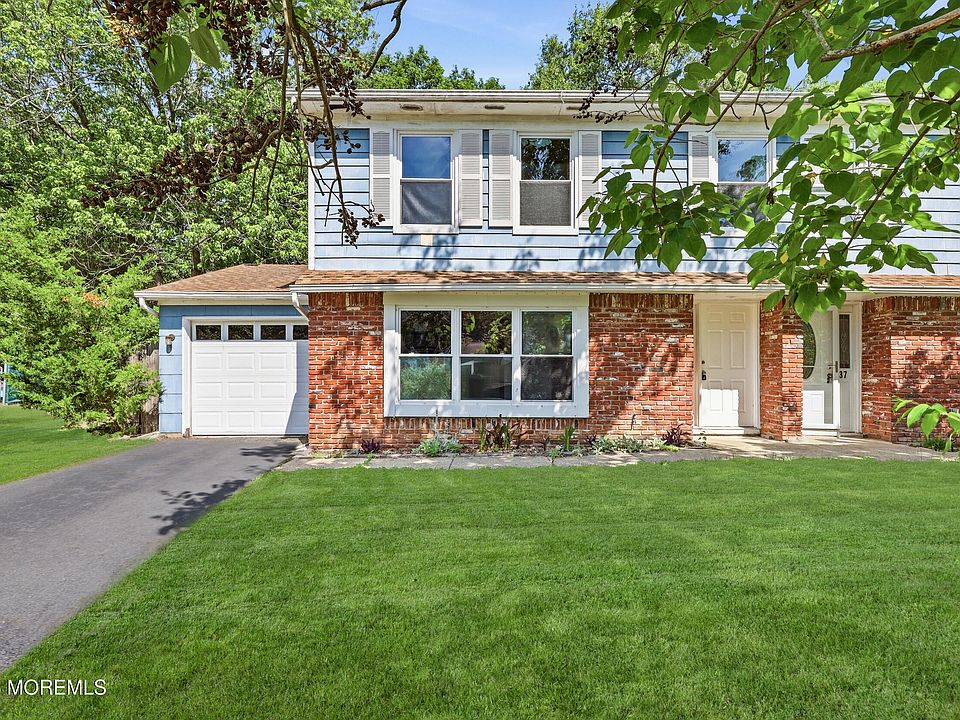 1st image of 35 Mizzen Dr