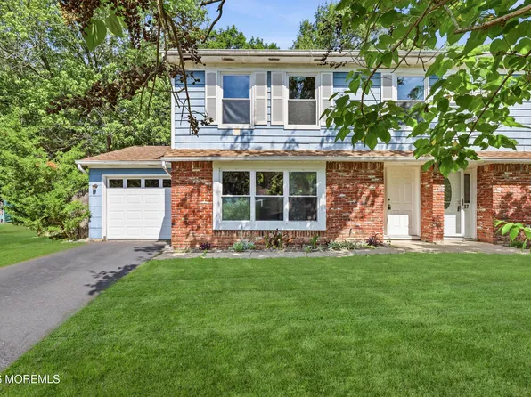 35 Mizzen Dr, Barnegat, NJ 08005