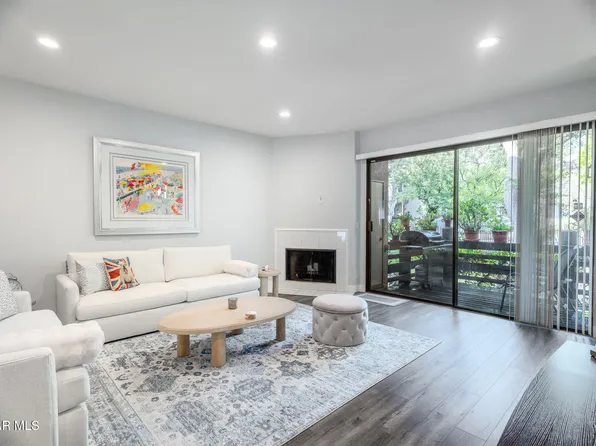 21901 Burbank Blvd Unit 199, Woodland Hills, CA 91367