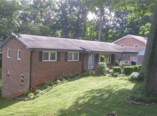 214 Mountain View Rd, Elkin, NC 28621