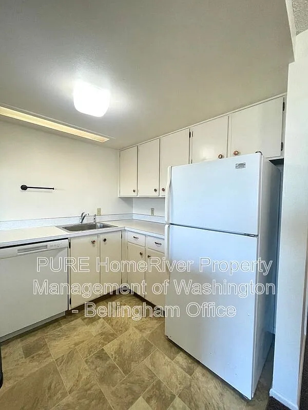 2 bed, 1.0 bath, 1285 sqft, $1,875 — Photo 4