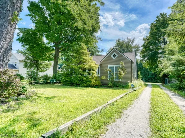37724 Lake Shore Blvd, Eastlake, OH 44095