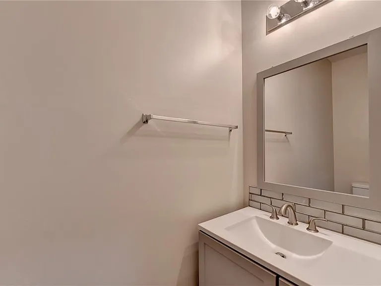 522 Suwanee Oaks Dr — Photo 28