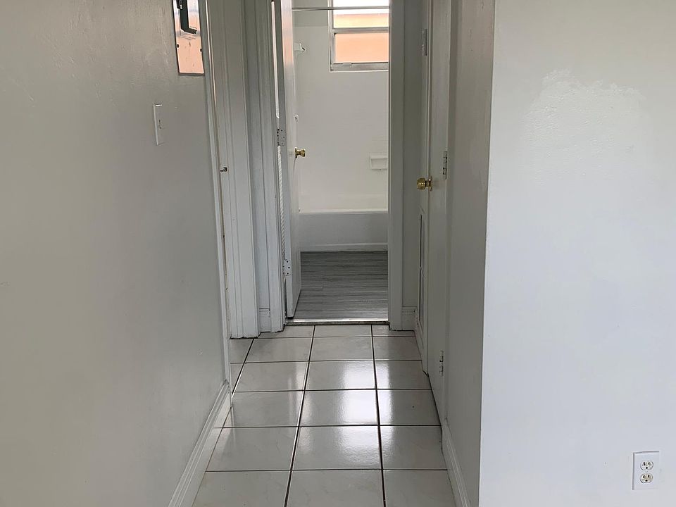 1st image of 1825 Johnson St #205B
