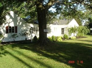 1963 Brainard Rd, Lyndhurst, OH 44124