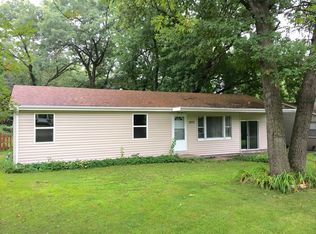 1073 Cecil Dr, Kankakee, IL 60901