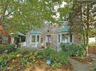 4737 Macarthur Blvd NW, Washington, DC 20007