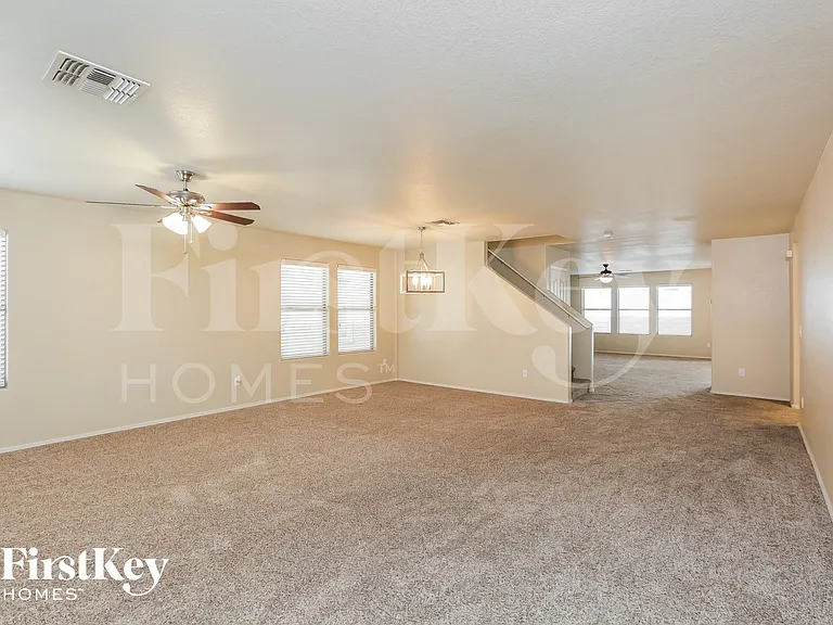 21172 E Avenida Del Valle — Photo 3
