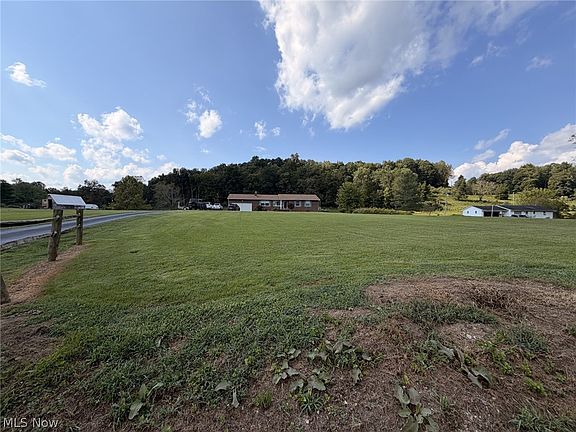 2nd image of 166 Tanner Ln