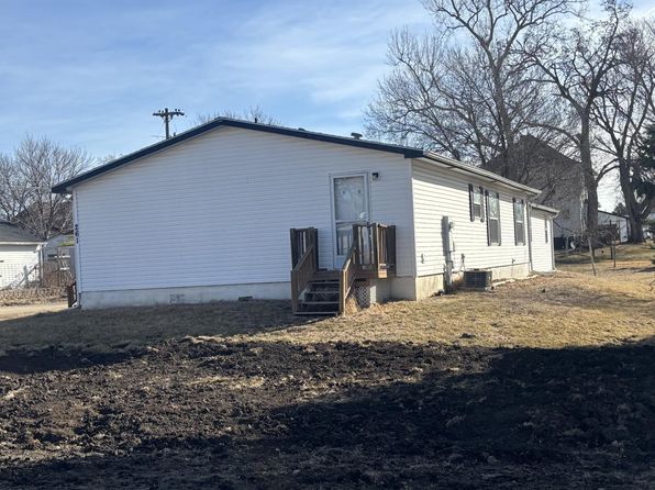 261 N D St, Platte Center, NE 68653