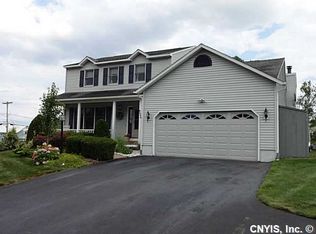 8688 Bayview Dr, Cicero, NY 13039