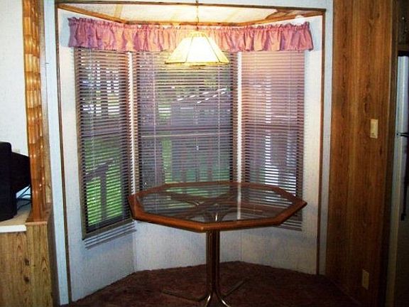 5th image of 3681 Topaz Ln