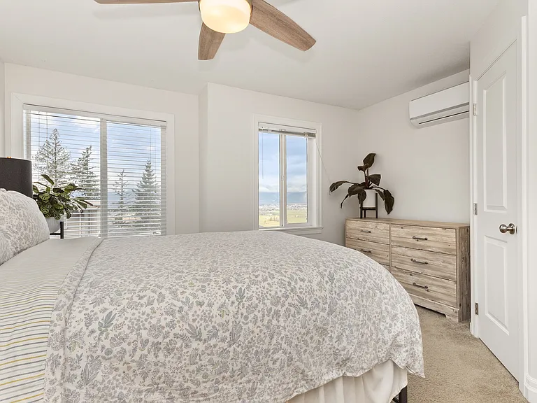 6026 Lindeman St #70 — Photo 21