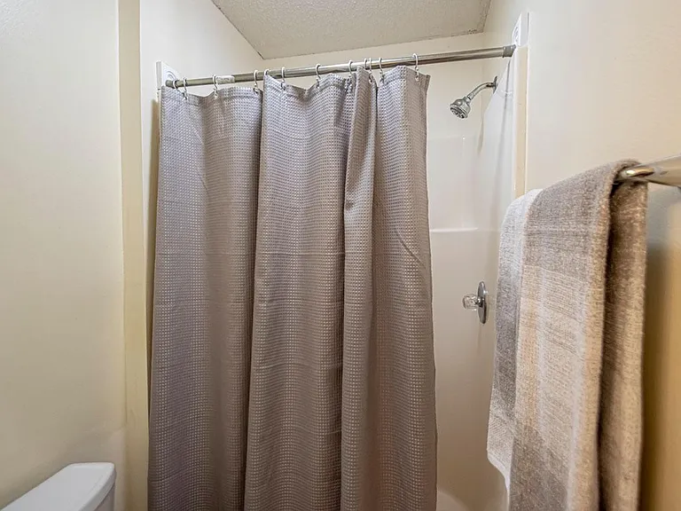 101 Bearskin Dr — Photo 30