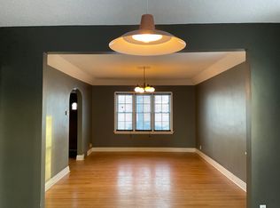 298 Winchester St, Winnipeg, MB R3J2E3