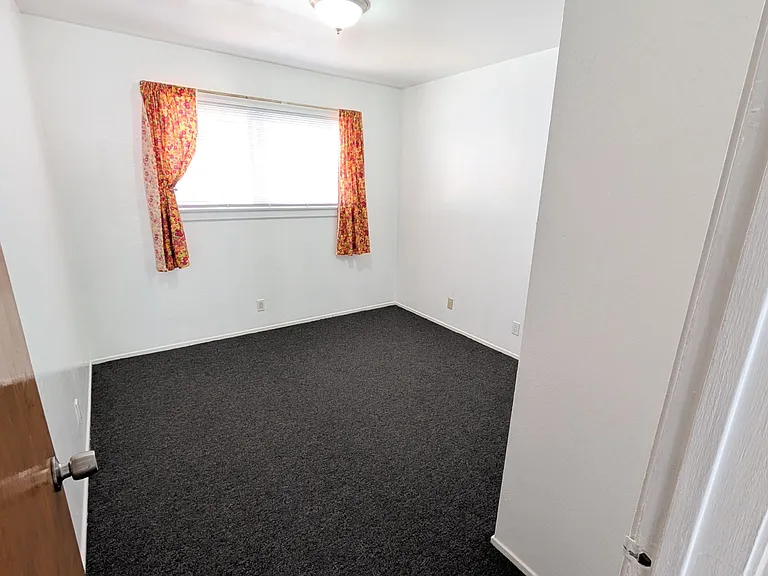1843 8th Ave #6 — Photo 11