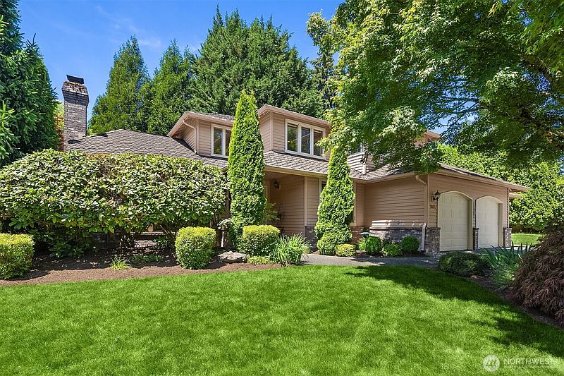 3rd image of 3031 235th Avenue SE