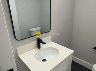 741 Broadway #1, Somerville, MA 02144