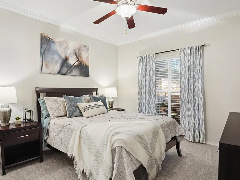 La Ventura Apartments — Photo 78
