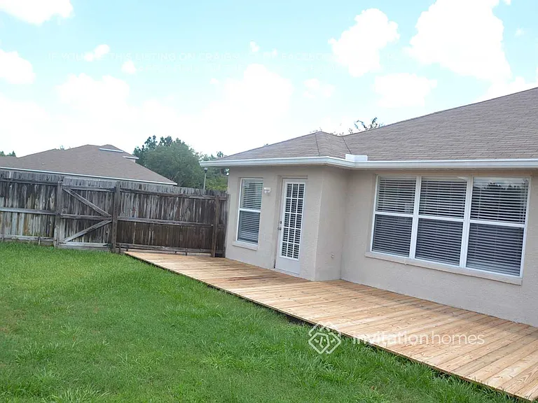 1021 Torreya Way — Photo 12