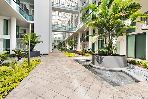 6000 Collins Ave #108 Photo 1