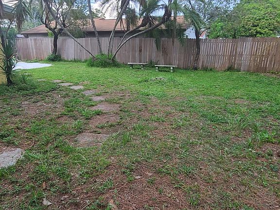 4th image of 4308 70th Ave N