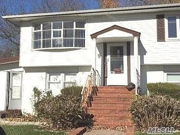 2nd image of 176 Dutchess St