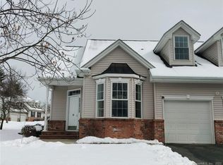 38 Marble Faun Ln #38, Windsor, CT 06095