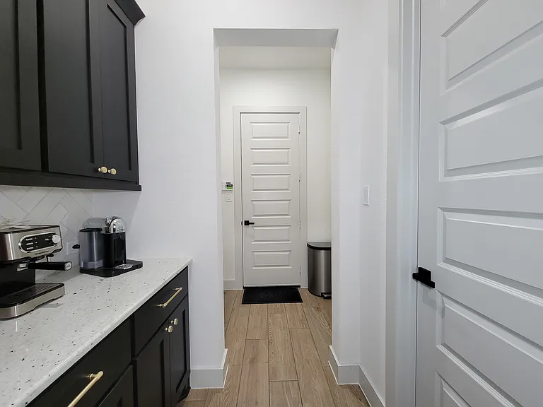 5023 Golden Peach Rd — Photo 34