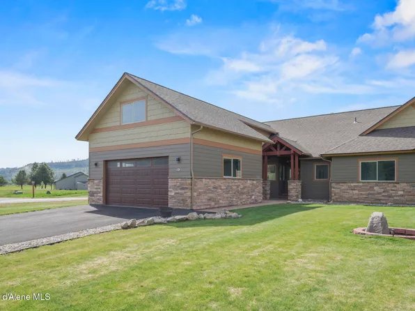 10 Bellflower Ct, Blanchard, ID 83804