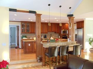 8348 Muirfield Dr, Fuquay Varina, NC 27526