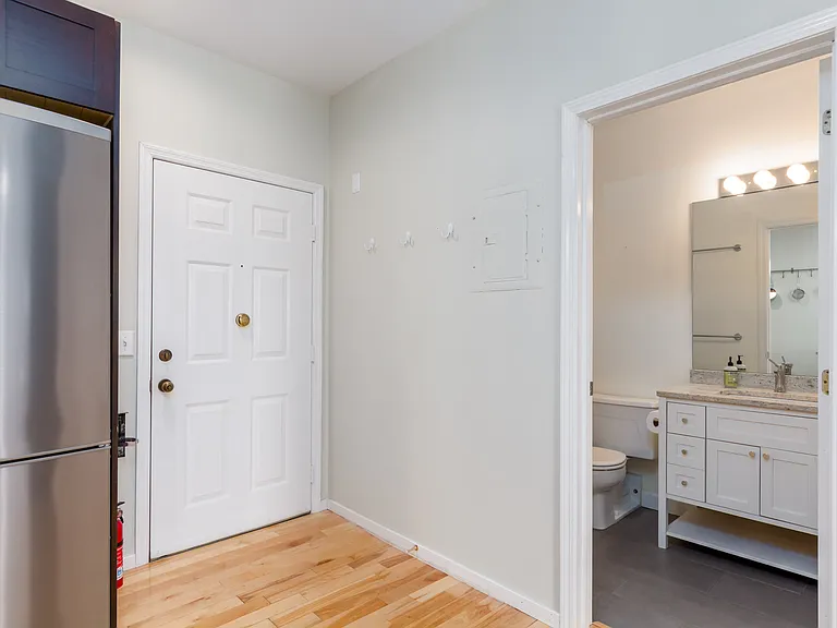 131 Main St #707 — Photo 13