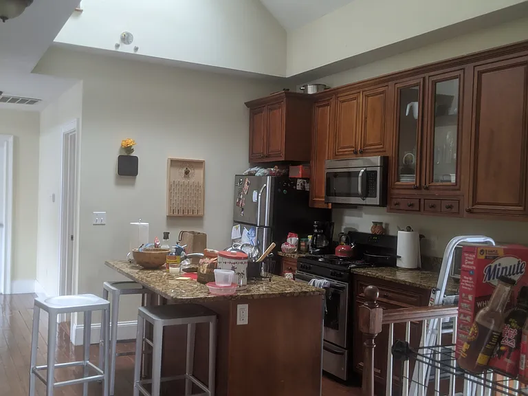 163 Calumet St #3 — Photo 15