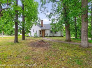 16927 Nichols Rd, East Lansing, MI 48823