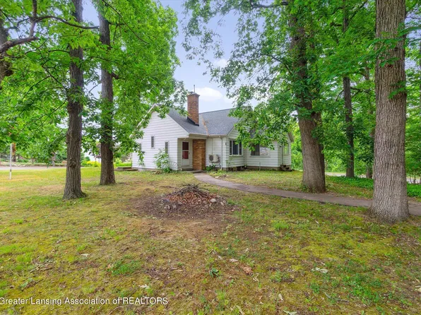 16927 Nichols Rd, East Lansing, MI 48823