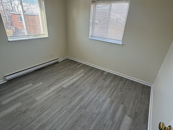 3rd image of 256 Parker Hill Ave #14