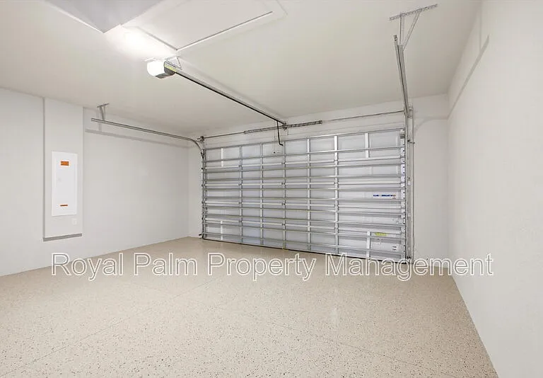 3518 NE 21st Pl — Photo 29