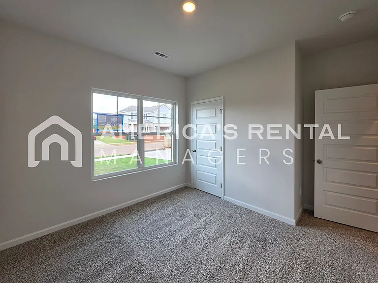 177 Keller Dr — Photo 9