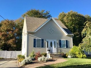 957 Stratford St, New Bedford, MA 02745