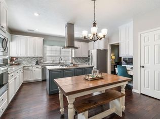 6 Cherry Blossom Pl, Spring, TX 77381