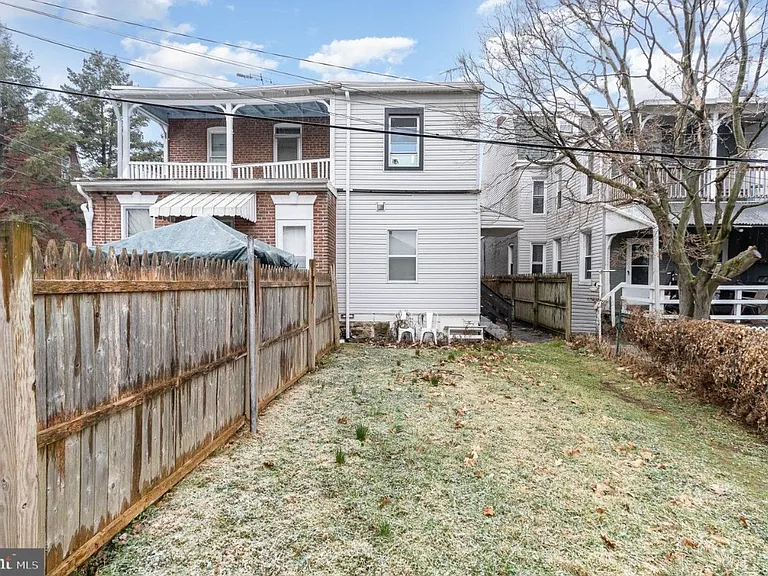 719 N Plum St #2 — Photo 16