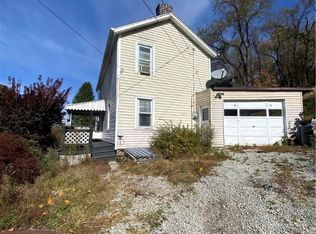 385 Skellytown Rd, North Huntingdon, PA 15642