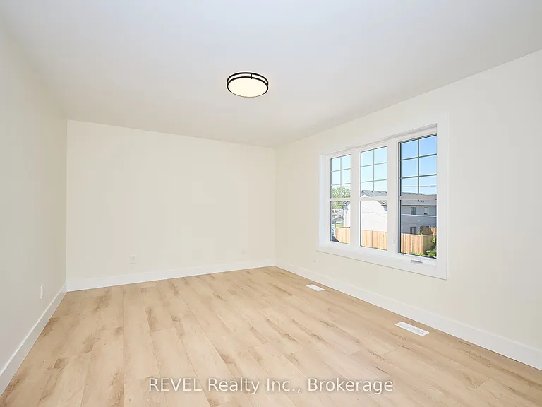 4650 Belfast Ave #UPPER — Photo 11