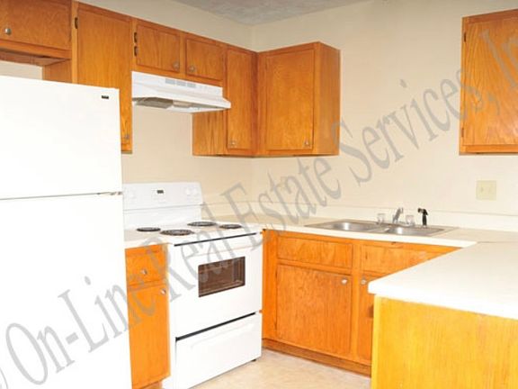 3rd image of 806 San Pedro Dr APT D