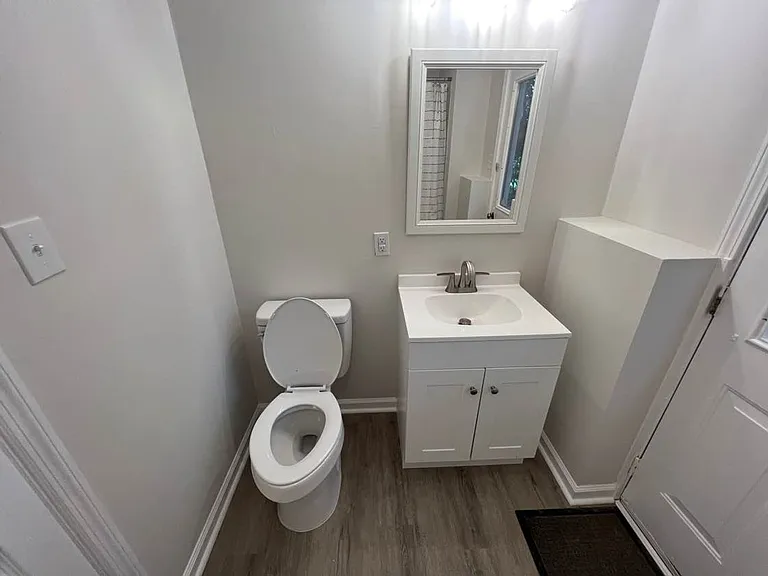 2824 Henslowe Dr — Photo 35